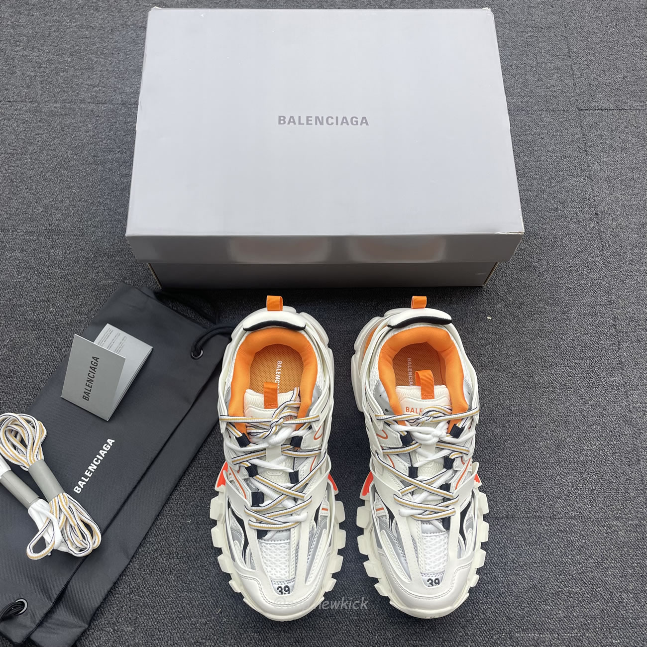 Balenciaga Track White Orange Womens 542436 W1gb1 9059 (8) - www.newkick.vip